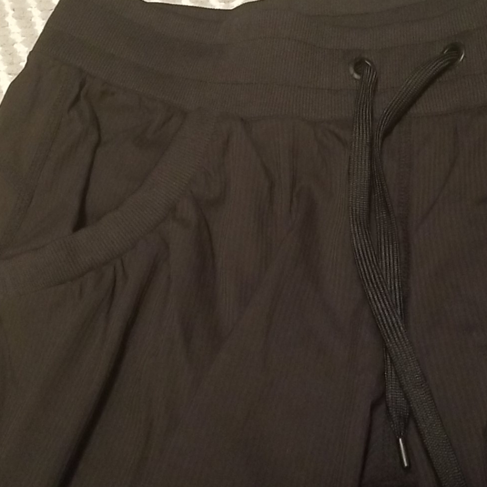 H&M Workout Pant - Picture 2 of 4